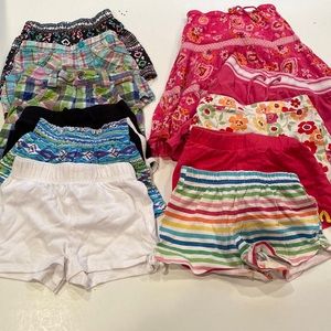 11 pairs Girls bottom bundle!!
